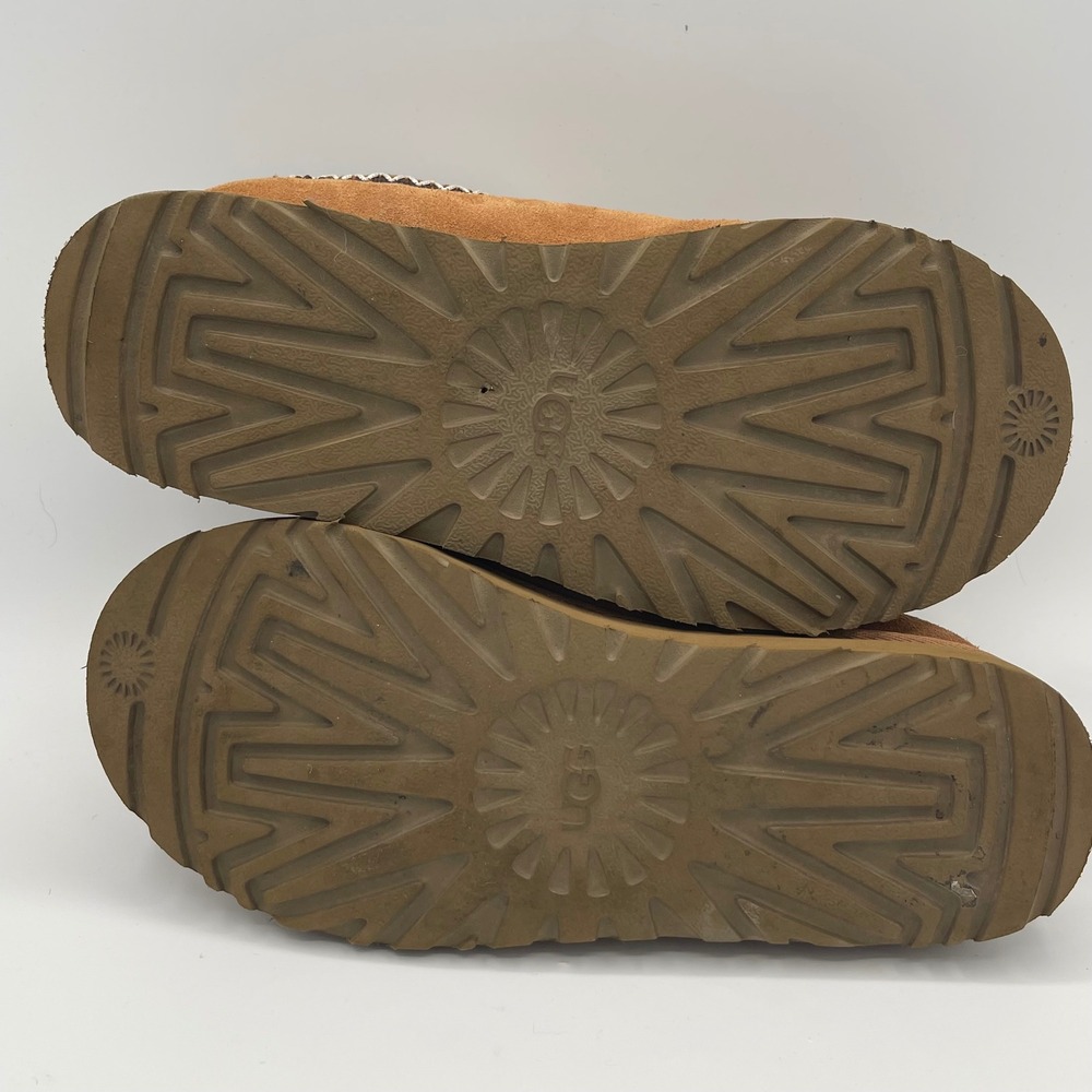 UGG Tasman Suede Slippers Chestnut Brown Embroidered Braid Sz9 40 - Picture 7 of 8